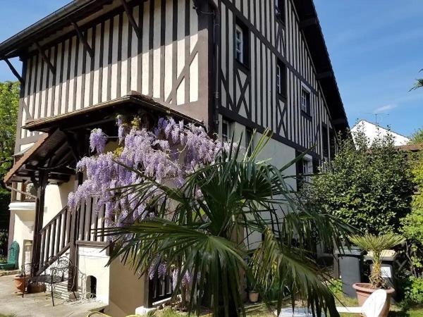 Normandy Cottage Gagny エクステリア 写真