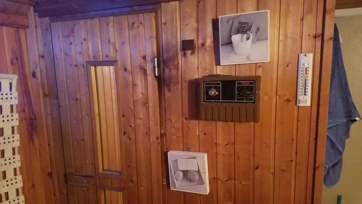 Normandy Cottage Gagny エクステリア 写真