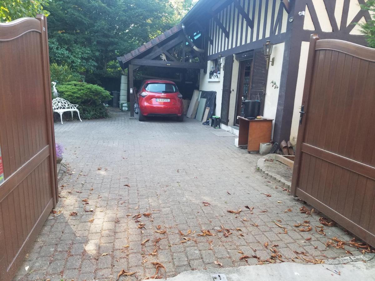 Normandy Cottage Gagny エクステリア 写真