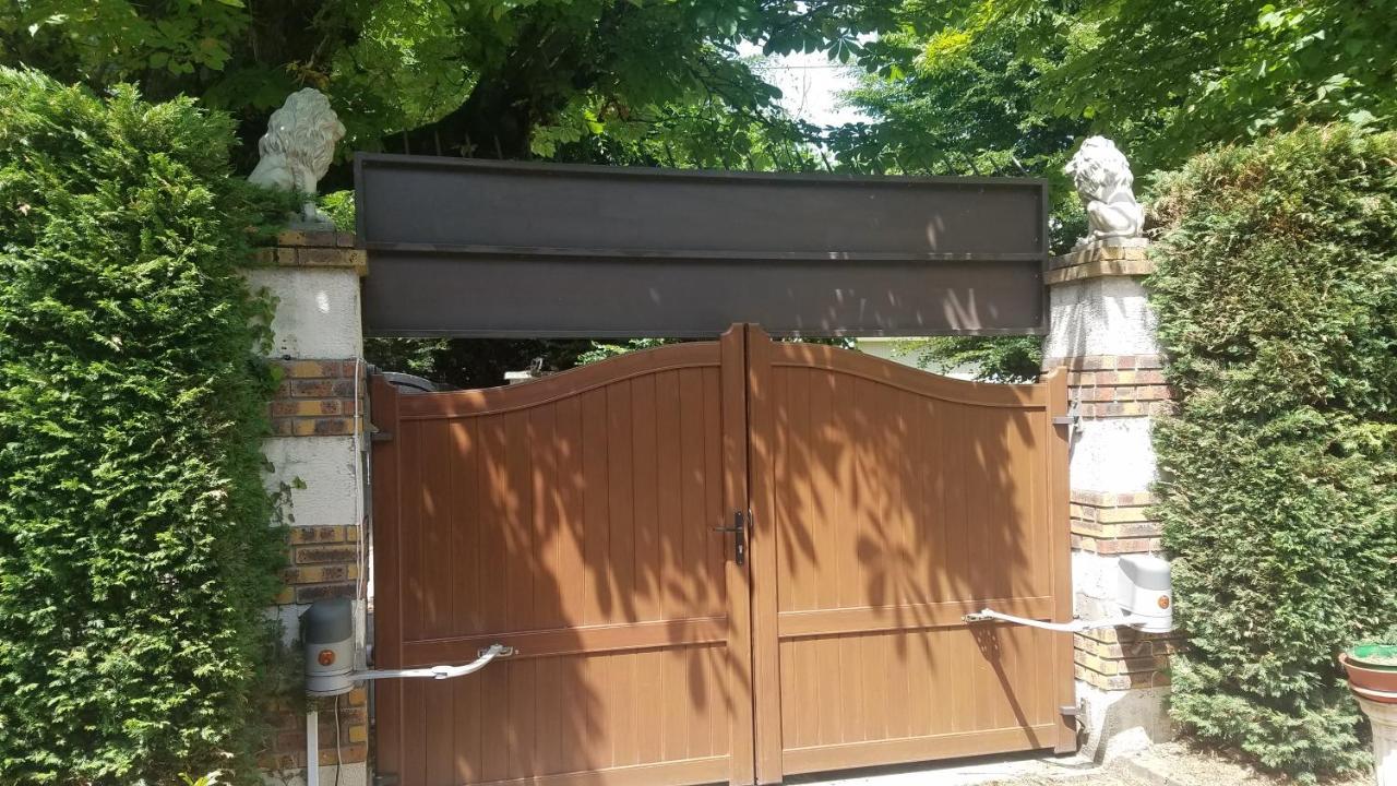 Normandy Cottage Gagny エクステリア 写真